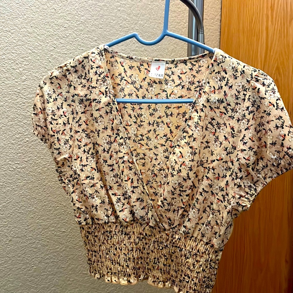 Great top for summer!